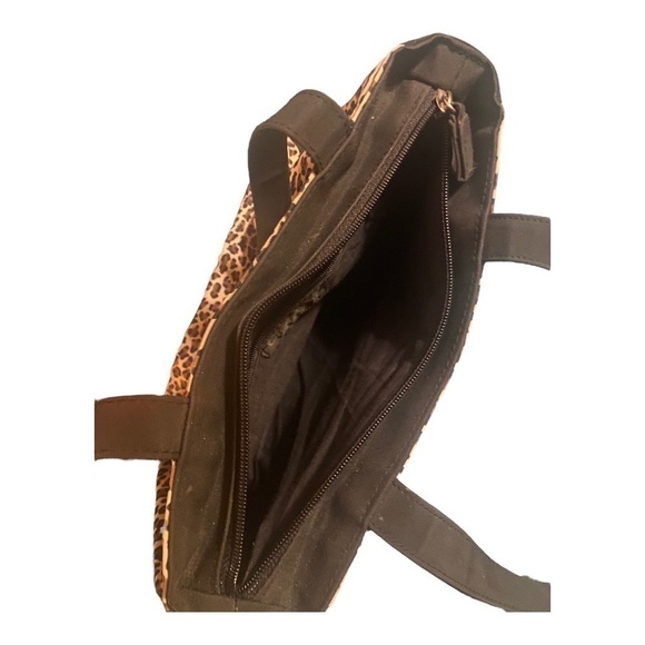 Woman’s leopard tote bag by MODA BELLA - Picture 8 of 11